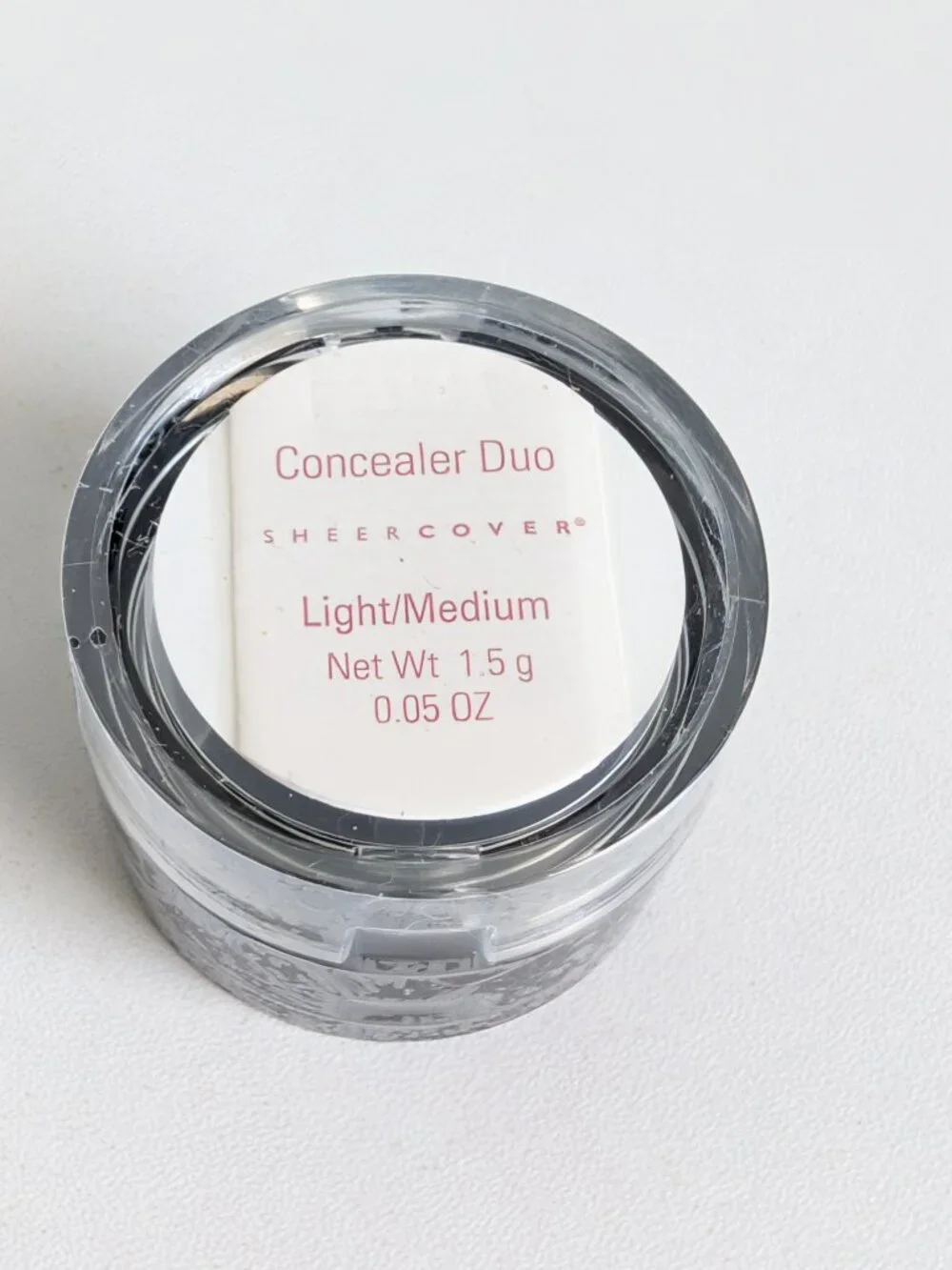Sheer Cover DUO CONCEALER Shade Light/Medium Size 1.5g/.05oz NEW Sealed